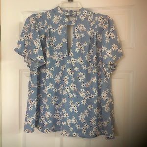 🎂Sienna Sky Pretty Floral Top - S